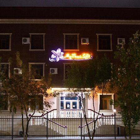 Atb Grand Hotel Атирау Екстер'єр фото
