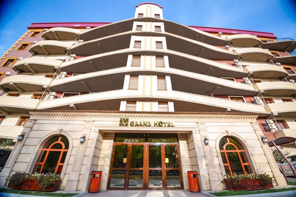 Atb Grand Hotel Атирау Екстер'єр фото